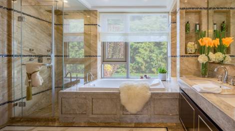 dream bathroom gvs design build